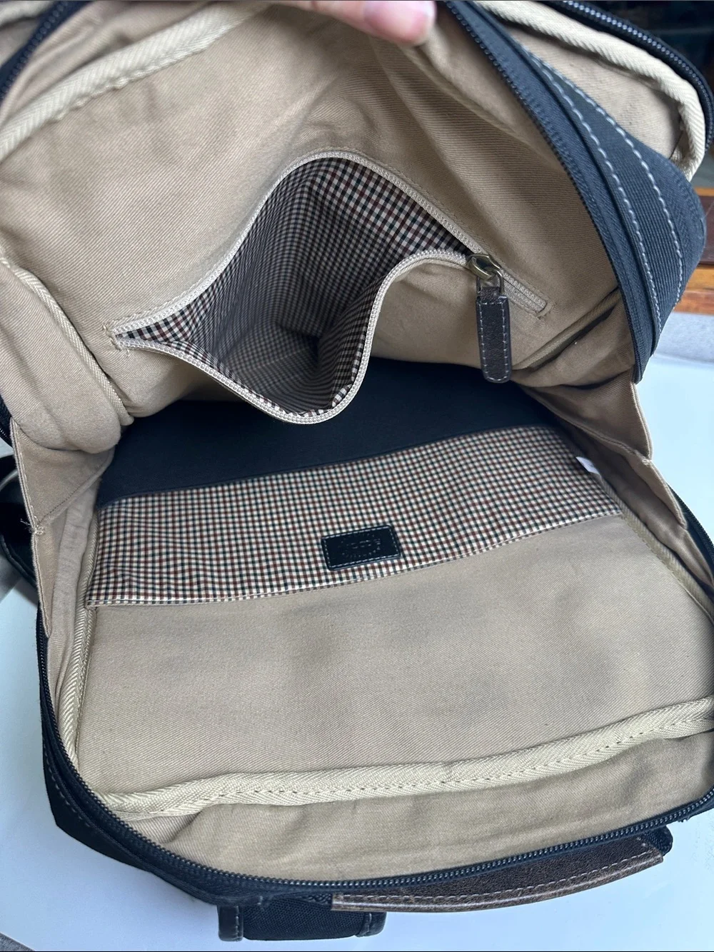 Boconi Black Leather City Backpack, Laptop Case, Travel Bag, Zippered Storage